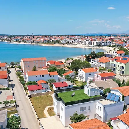 Luxury Eight Bedroom With Swimming Pool And Jacuzzi 100 Meters From The Sea * Vir
